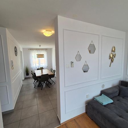 Victory Sea View Apartment غييكا المظهر الخارجي الصورة