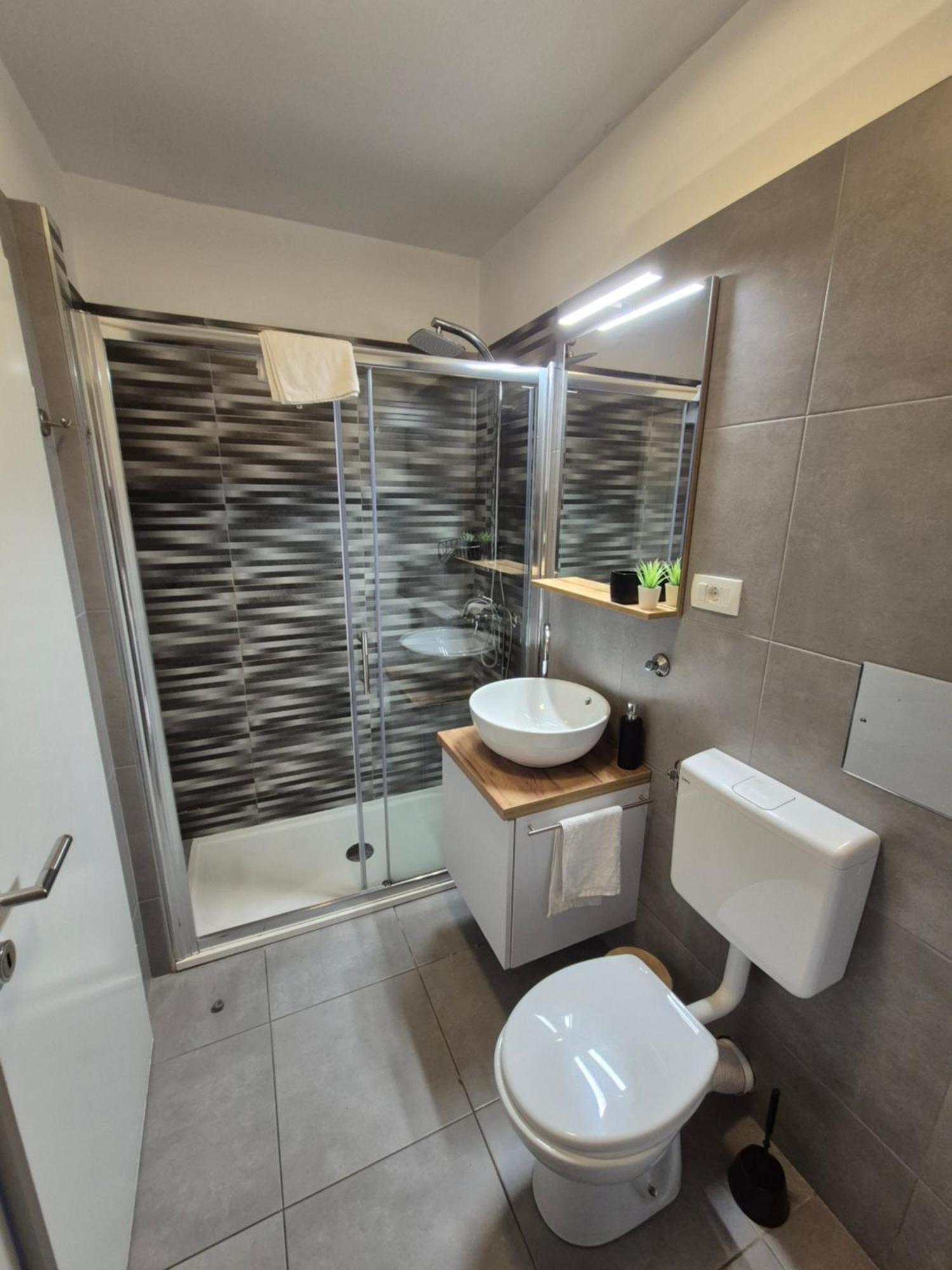 Victory Sea View Apartment غييكا المظهر الخارجي الصورة