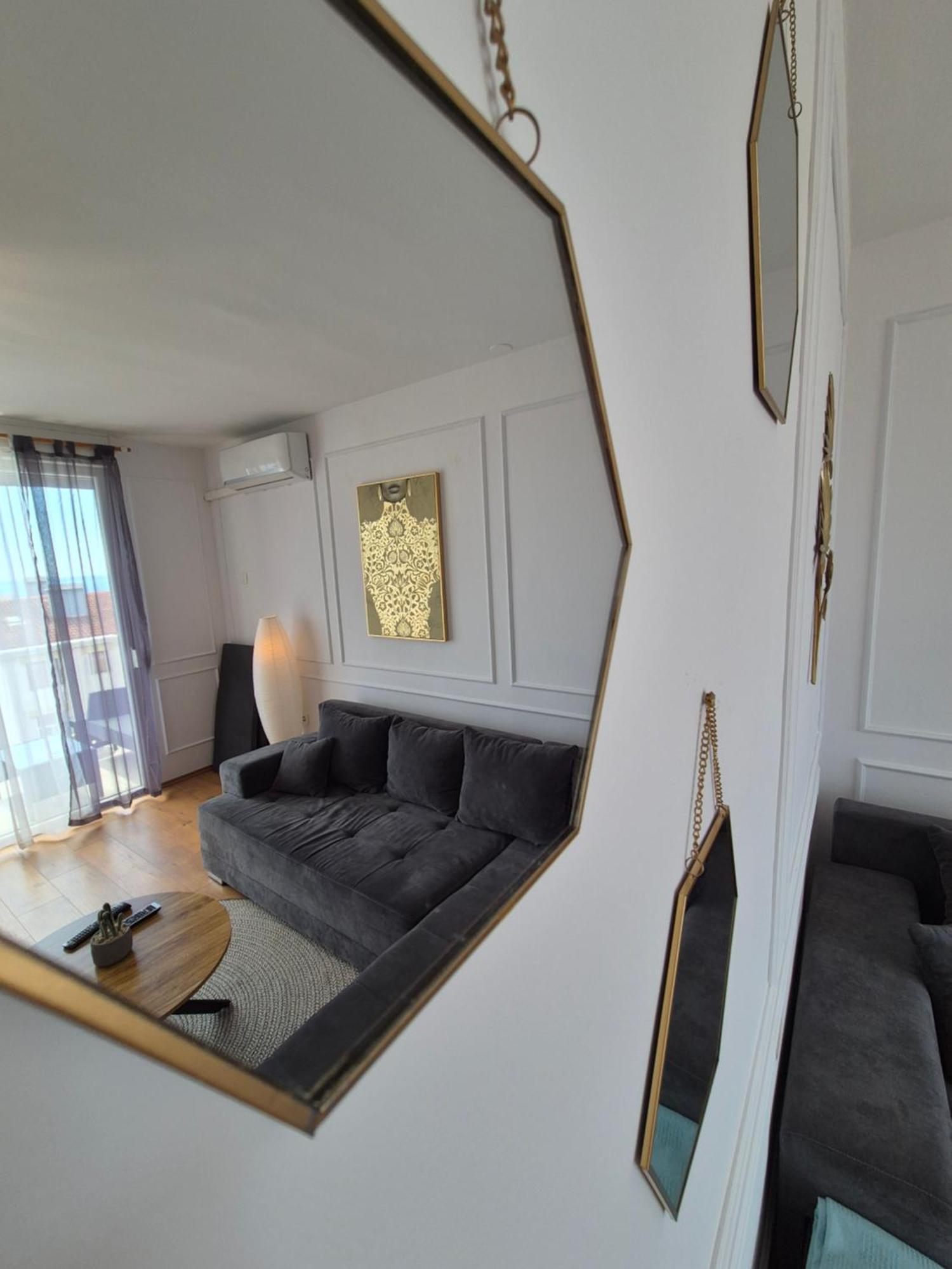 Victory Sea View Apartment غييكا المظهر الخارجي الصورة