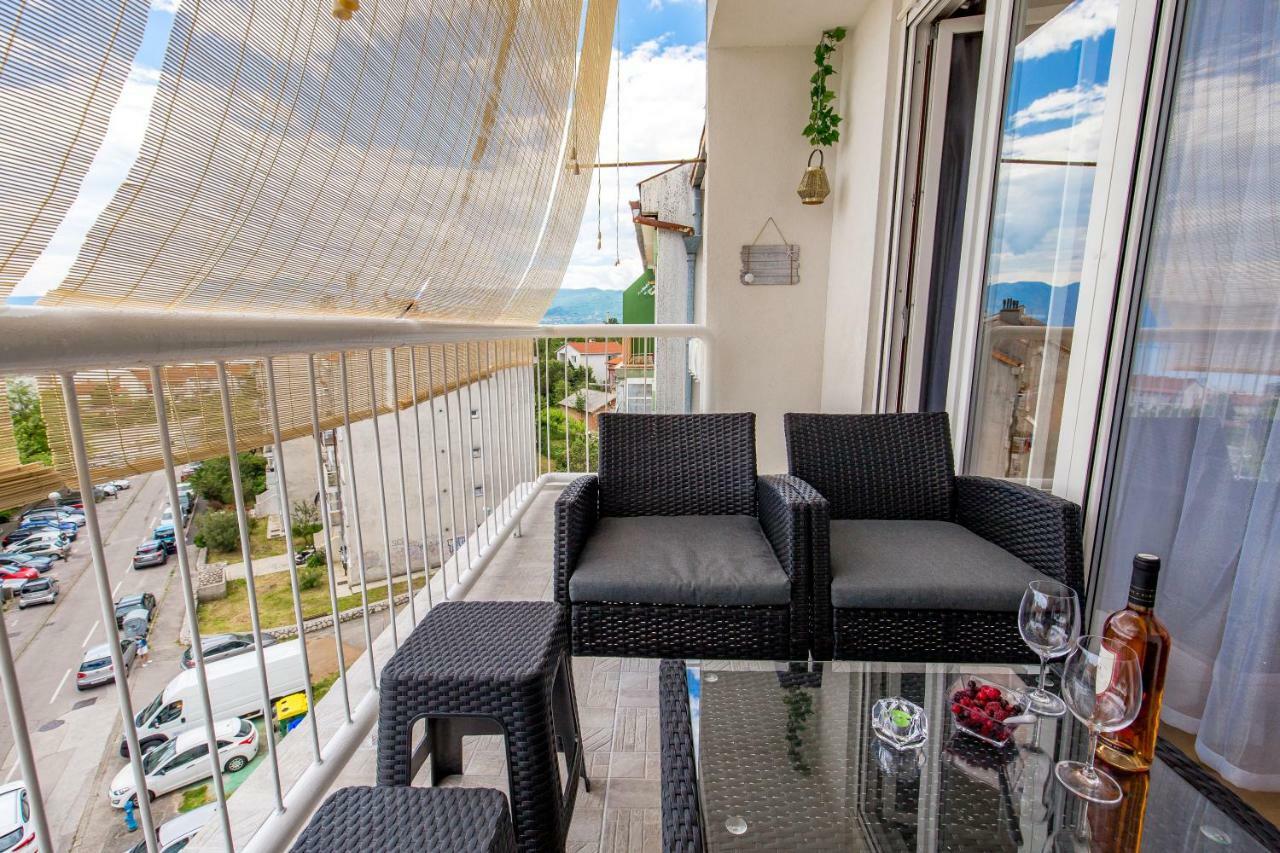 Victory Sea View Apartment غييكا المظهر الخارجي الصورة
