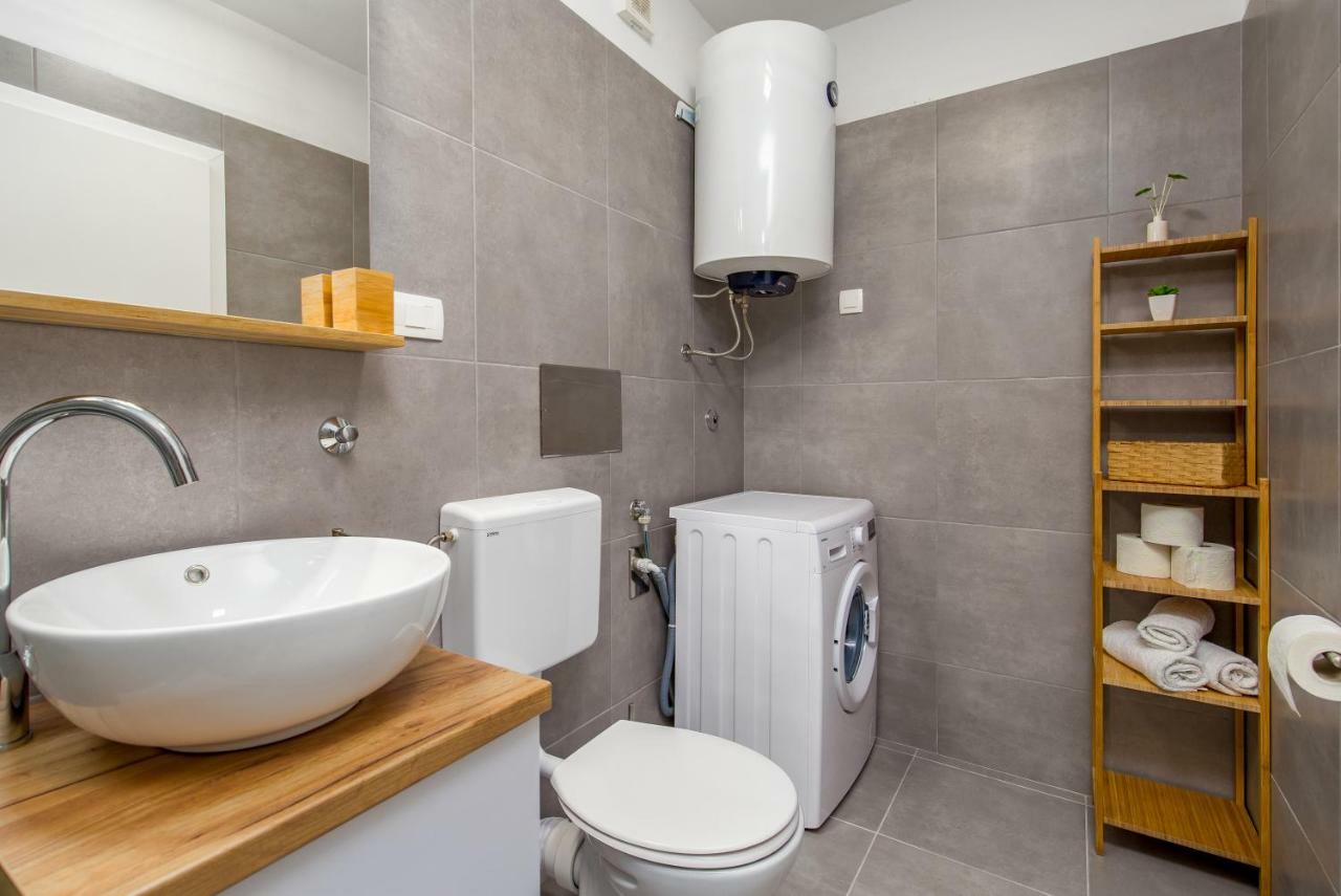 Victory Sea View Apartment غييكا المظهر الخارجي الصورة